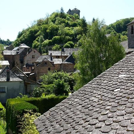 Logis Hotel Restaurant L'Auberge Du Chateau Muret-le-Château Exteriör bild