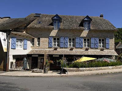 Logis Hotel Restaurant L'Auberge Du Chateau Muret-le-Château Exteriör bild